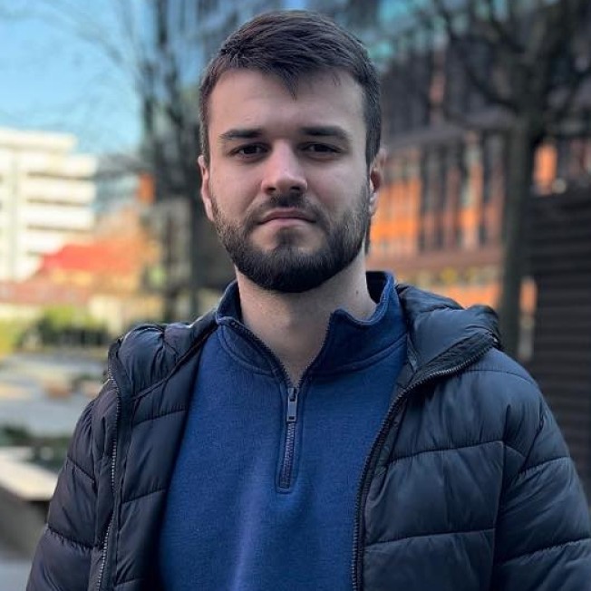 Junior UI/UX Designer 