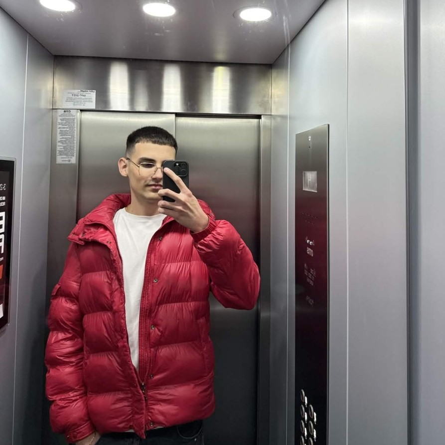 Sunt gata să accept orice funcție