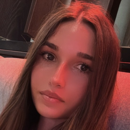 Operator call-center, vanzator 