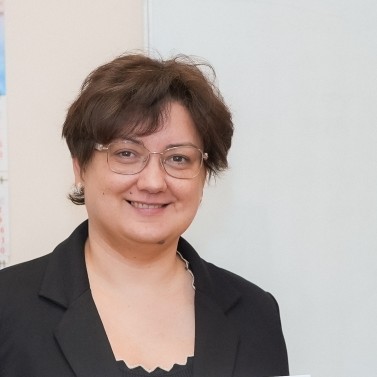 Recepționist, operator call-center, contabil
