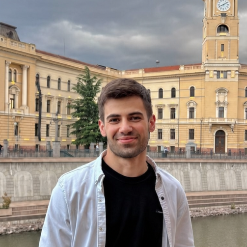 Sunt gata să accept orice funcție