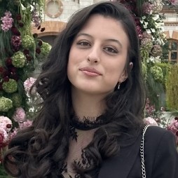 Sunt gata să accept orice funcție