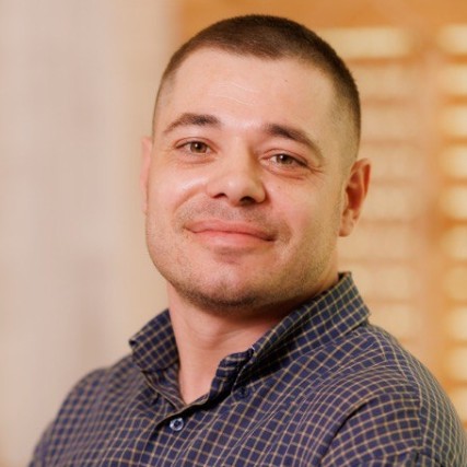 Inginer(инжeнер), manager (менеджер)