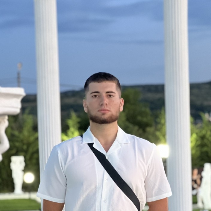 Sunt gata să accept orice funcție