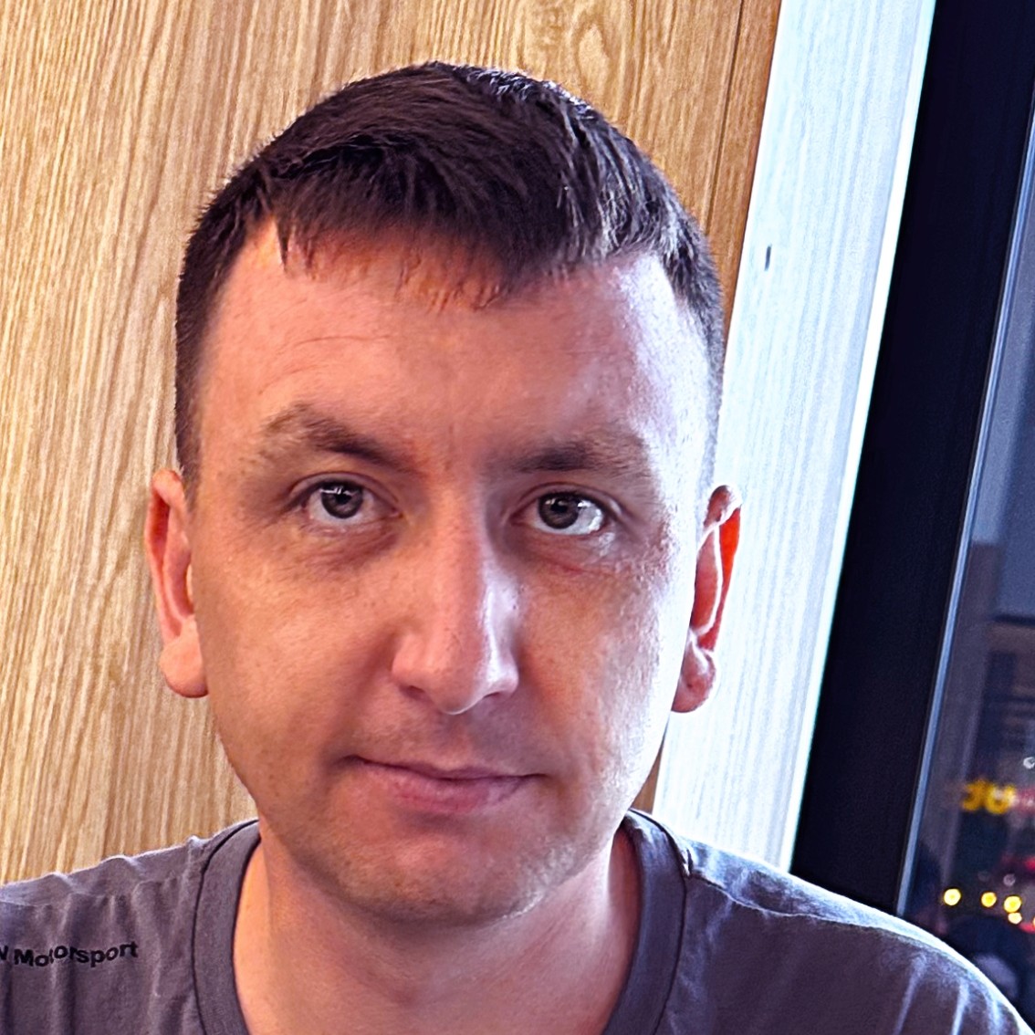 Electromontator. Sunt gata să accept orice funcție