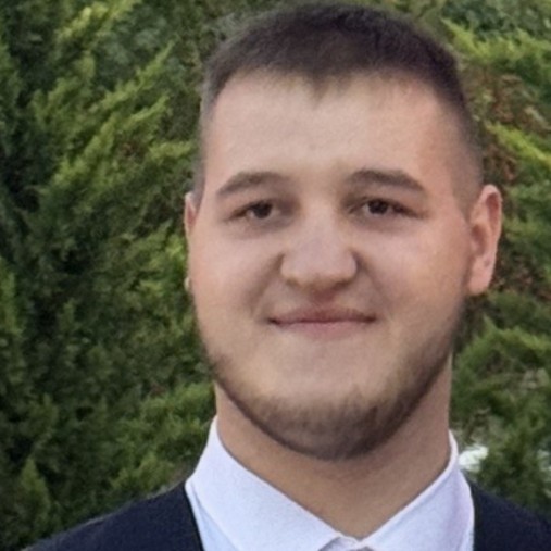 Sunt gata să accept orice funcție