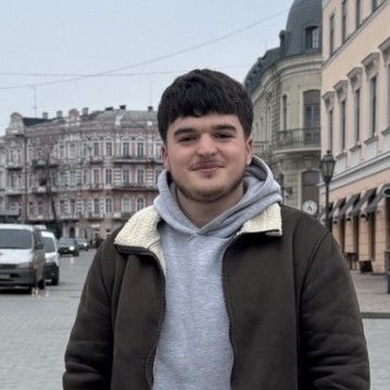 Sunt gata să accept orice funcție