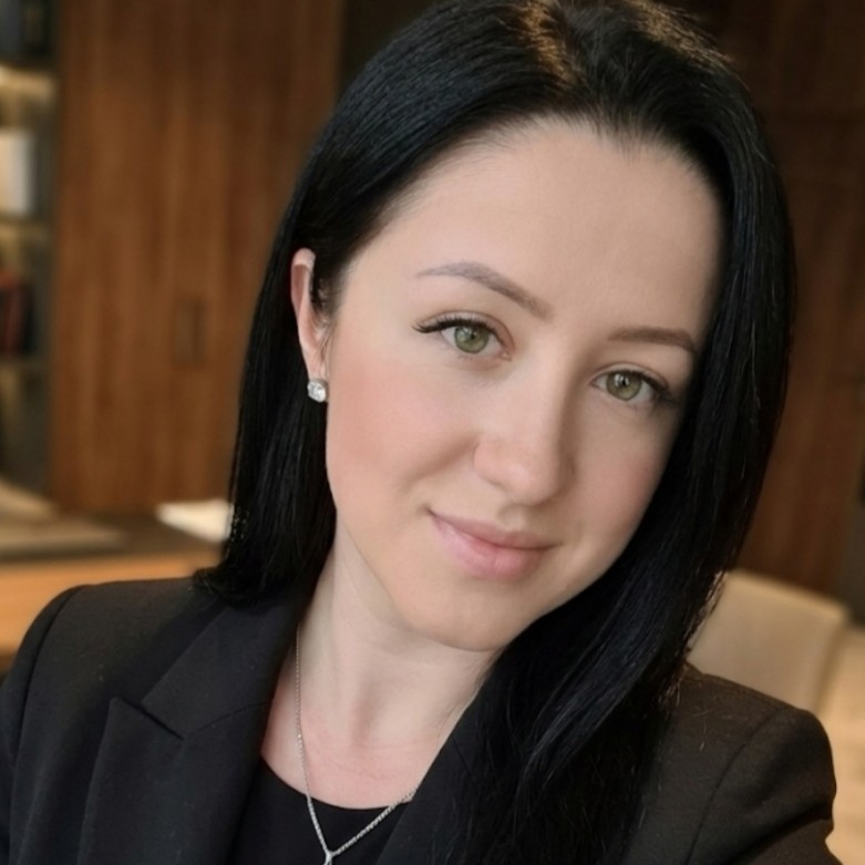 Продавец-консультант