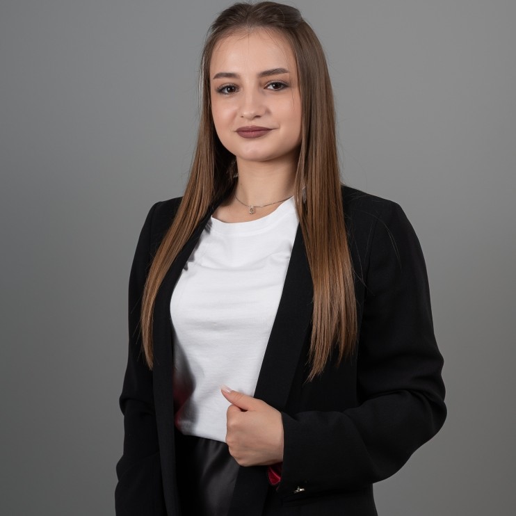 Asistent manager, Operator date ,Office manager 