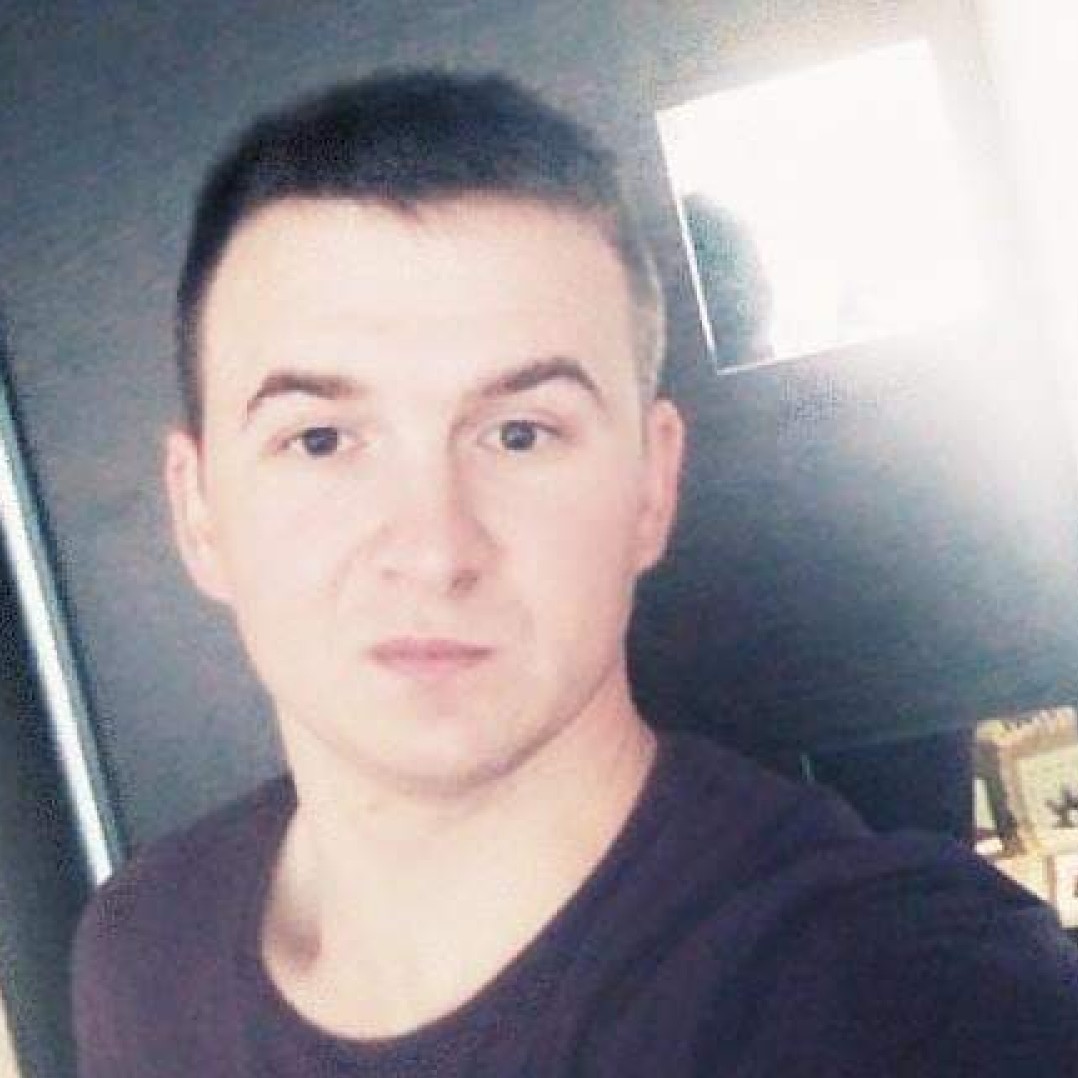 Paznic, vanzator 