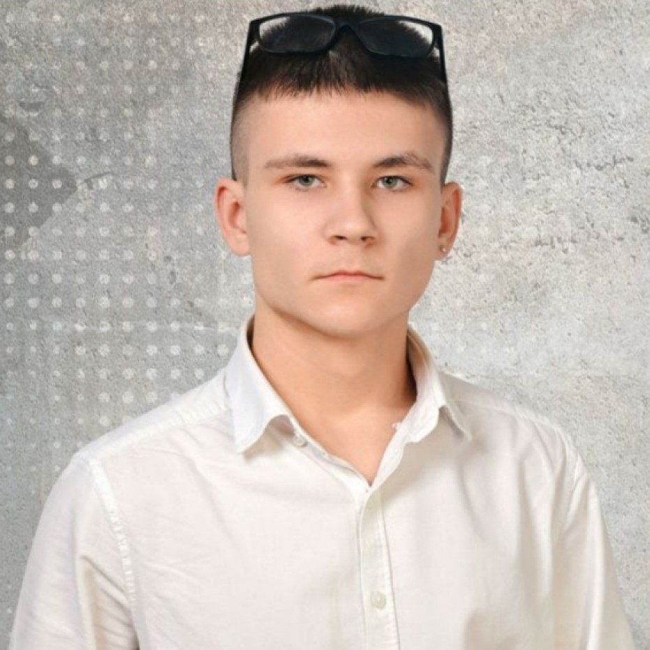 Depozitar, personal la curatenie 