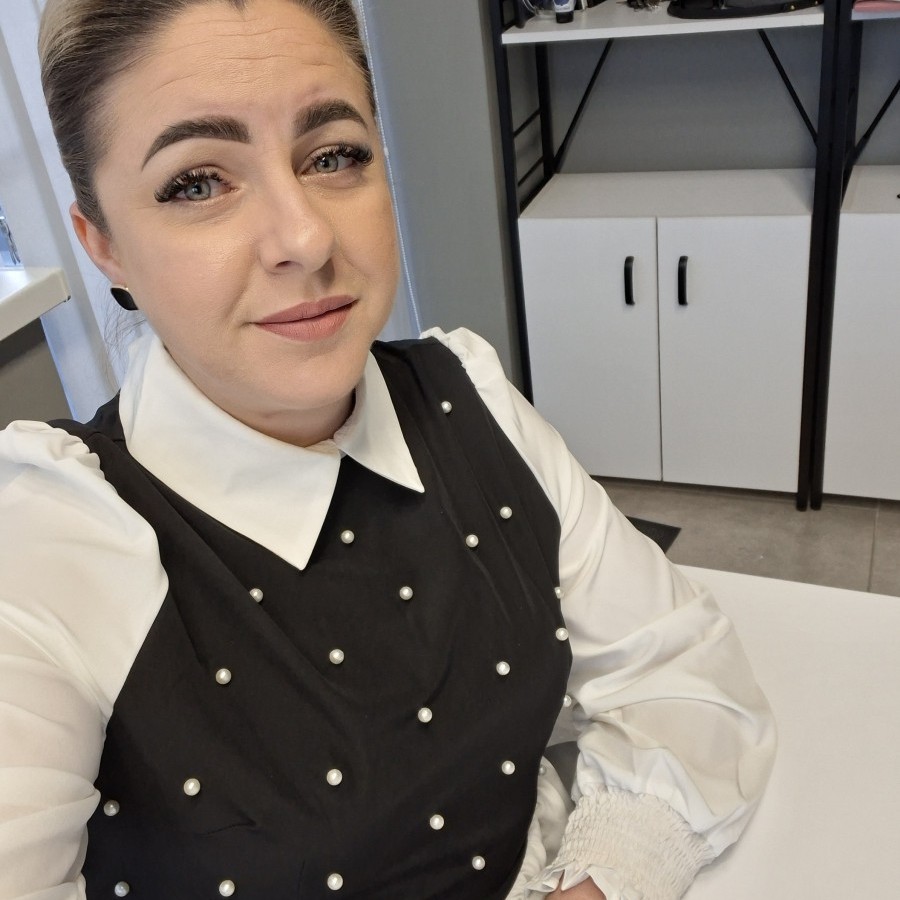 Sunt gata să accept orice funcție