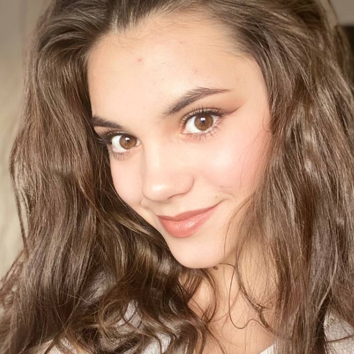 Asistent medical, recepţionist