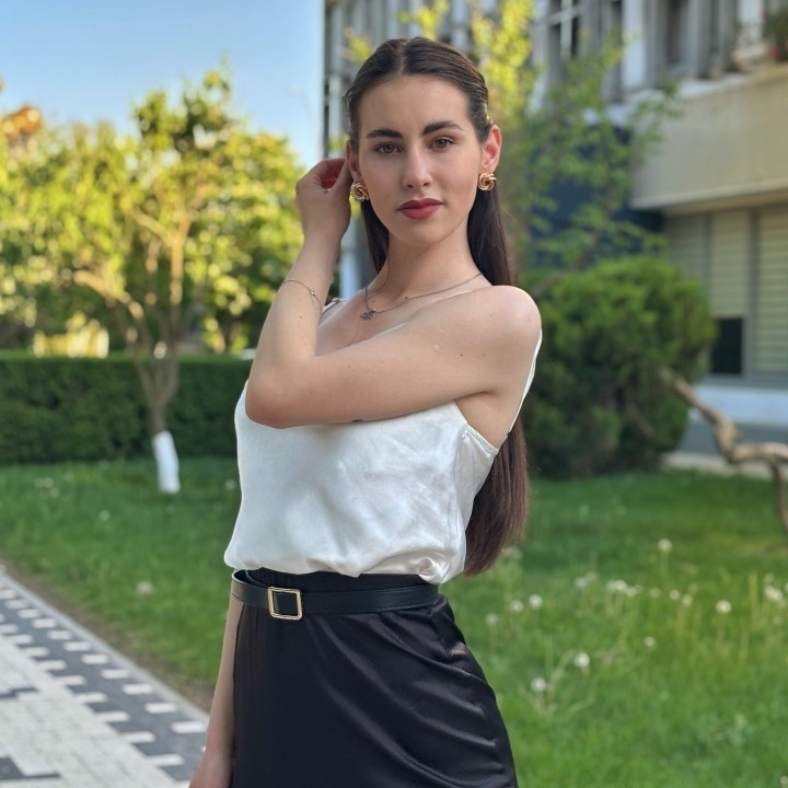 Sunt gata să accept orice funcție