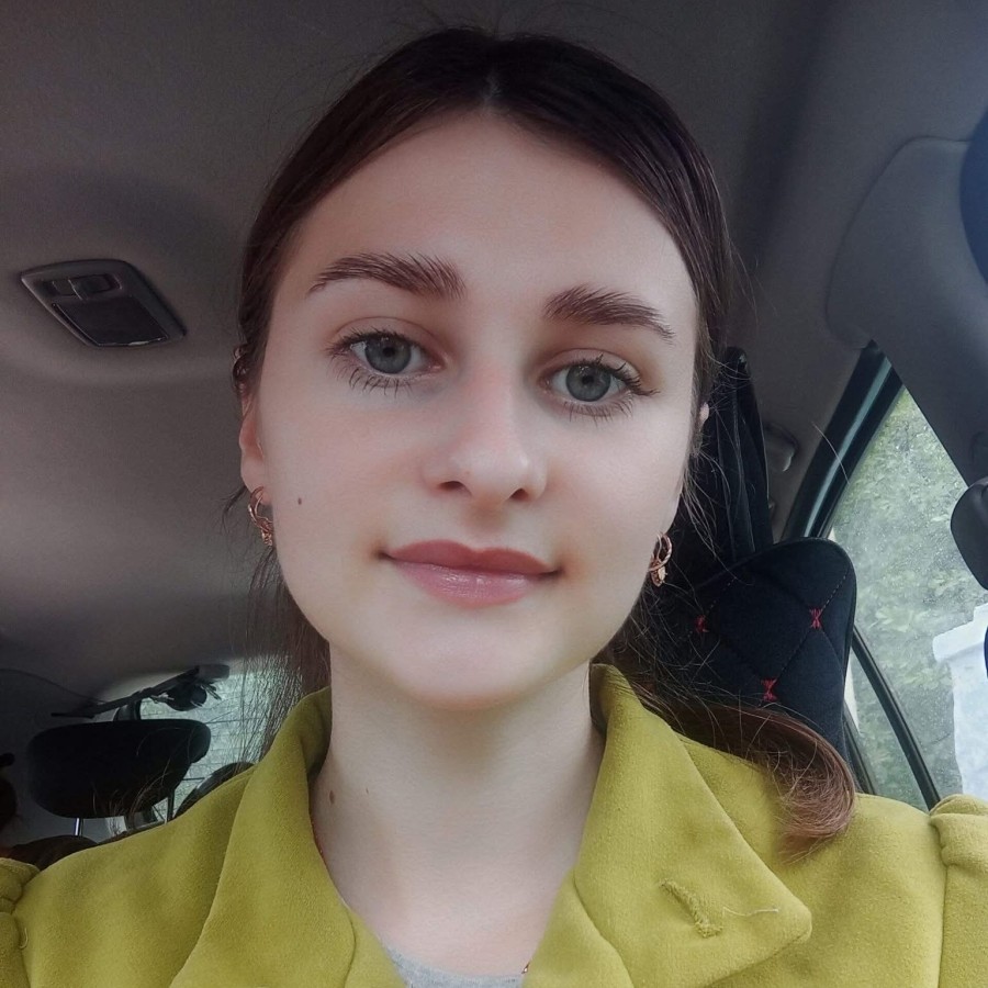 Recepționistă, Vânzător consultant, completator marfă.