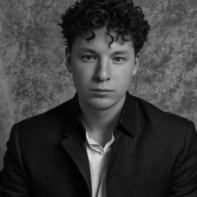 Casier, vinzator consultant, operator call centru