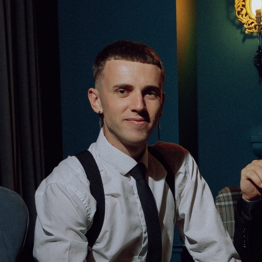 Chelner, barman, manager