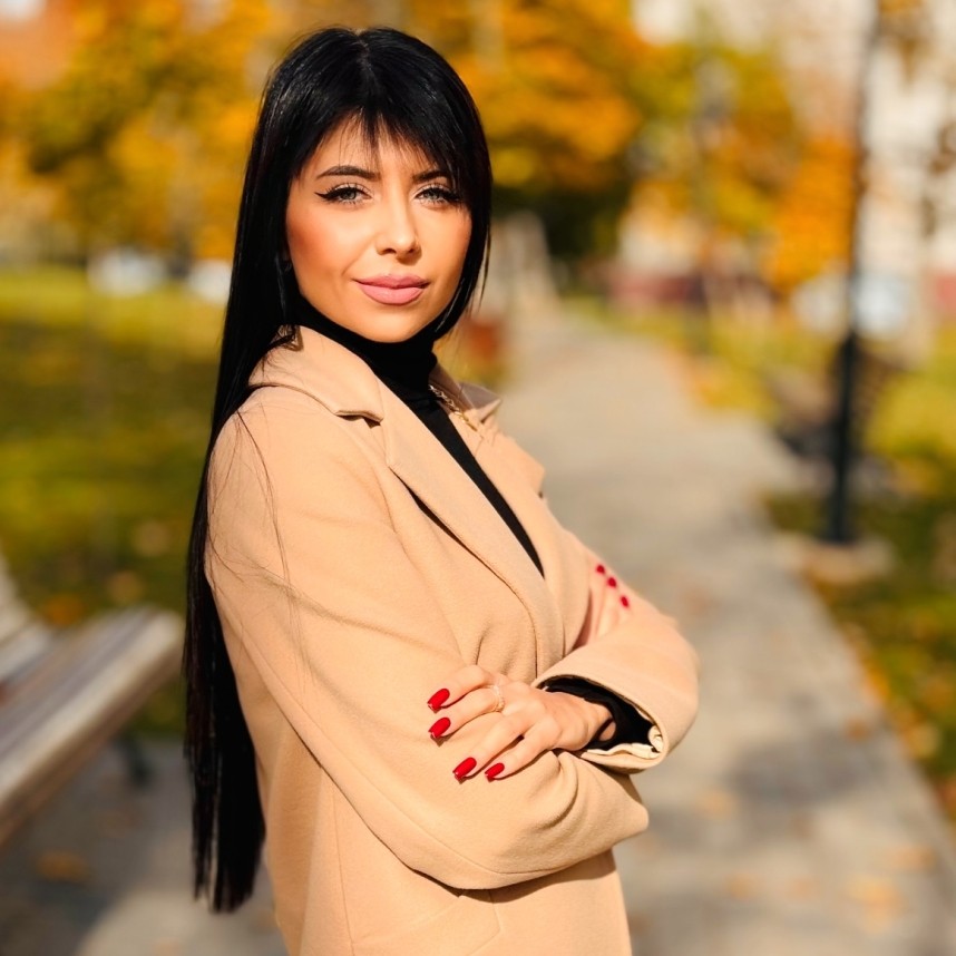 Manager pe vanzari, receptionist, office manager