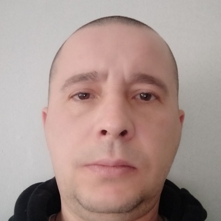 Domeniu in care am muncit operator la masina de fasonat sticla