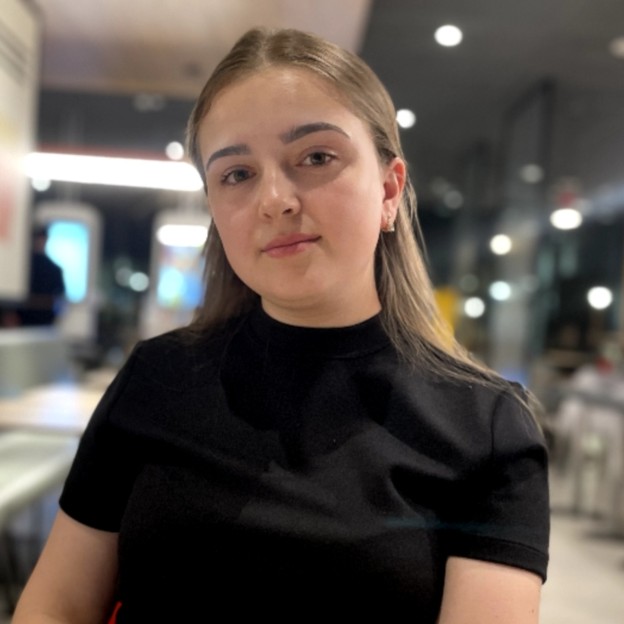 Creator și editor de conținut pentru tik tok