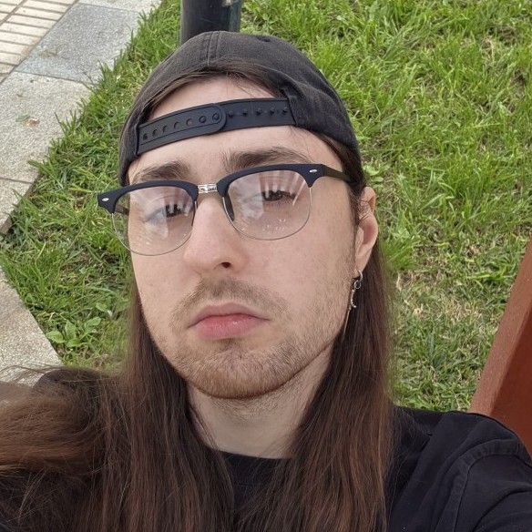 Графический дизайнер 