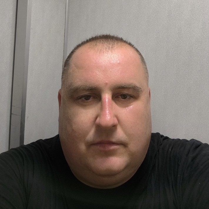 Mенеджер по продажам