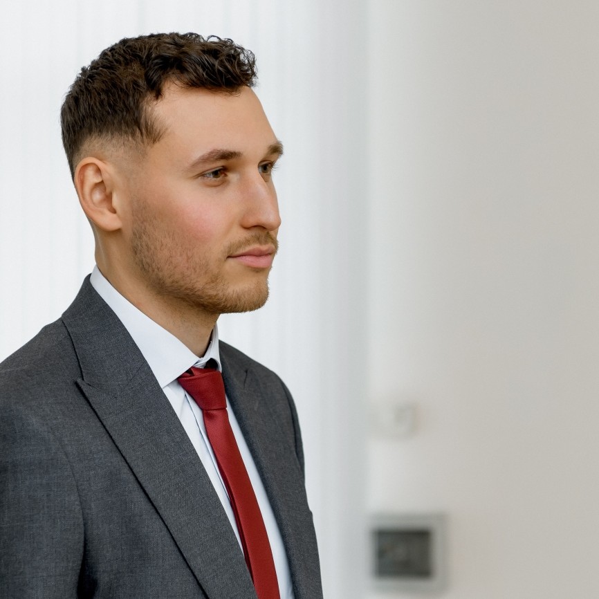 Vâzări B2B, B2C, B2G