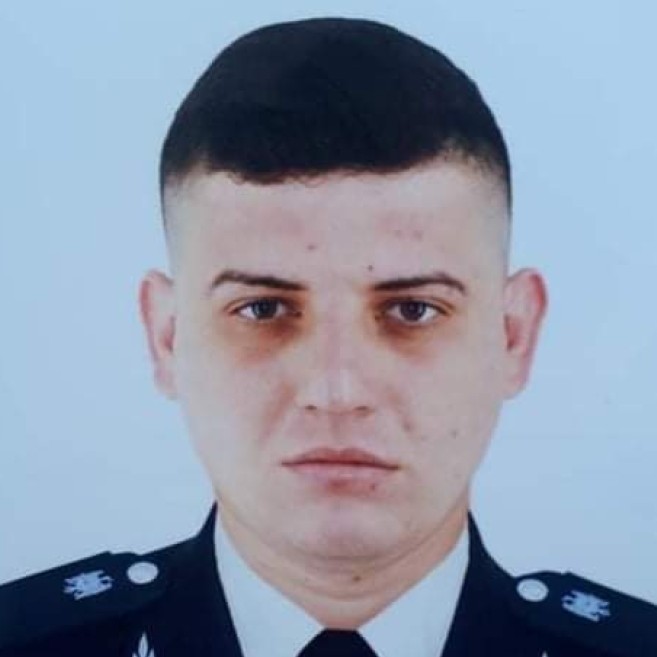 Agent securitate,colector debite,vânzător consultant etc.
