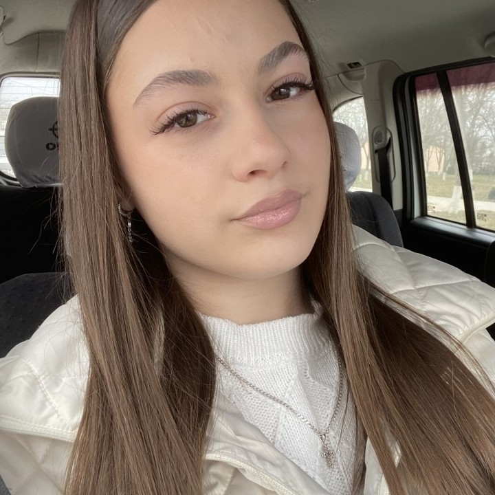 Менеджер по продажам, консультант, помощник менеджера, администратор, бариста